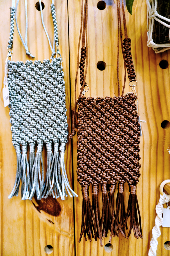 Bolsas em macramê
